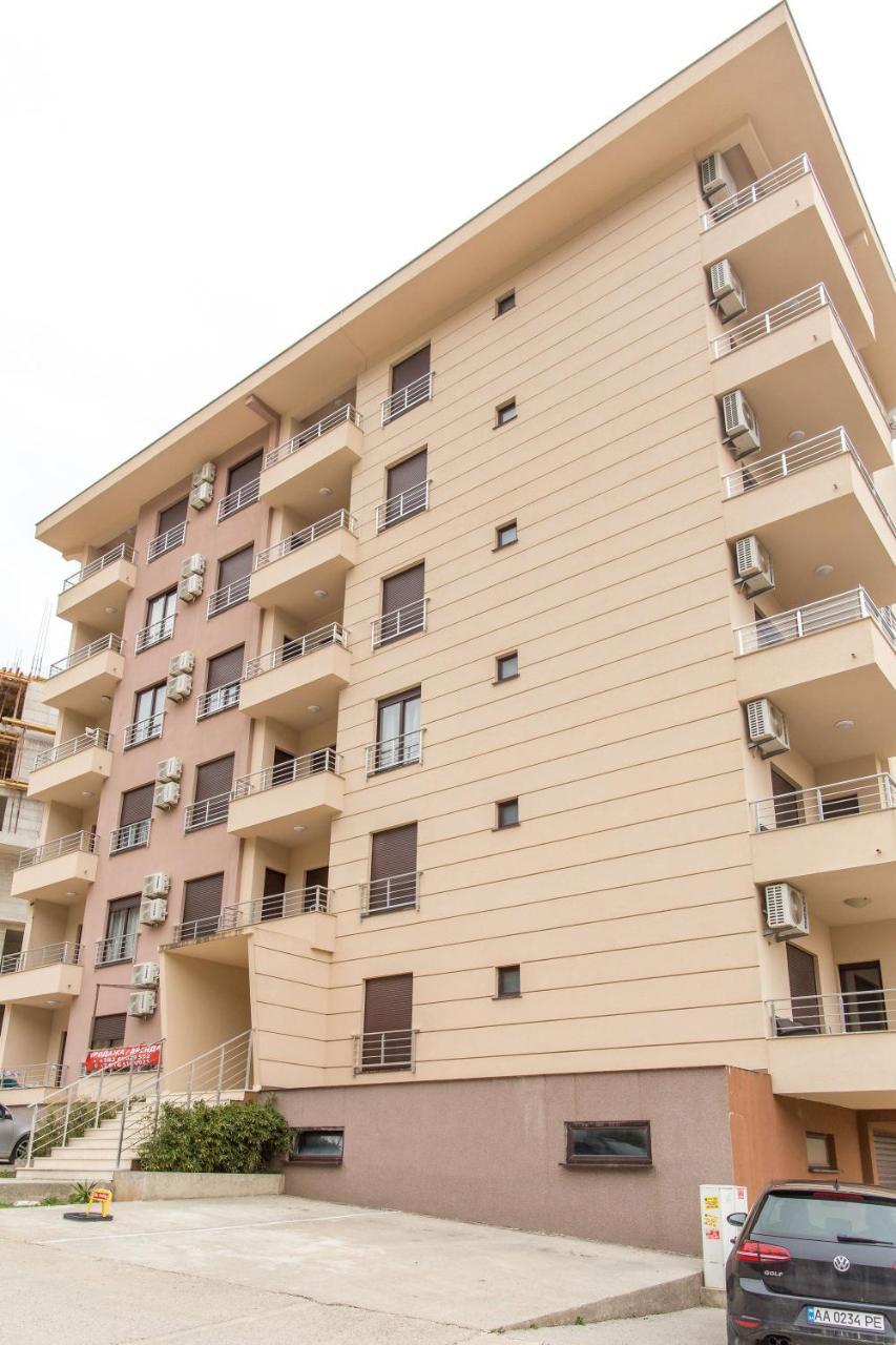 Becici - Andrea Apartman Exterior foto
